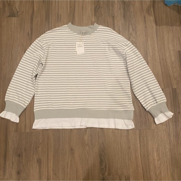 NWT CALI BE Sweatshirt Light Gray Stripe Women's Fake Two-Piece Crew Neck S - Picture 3 of 7